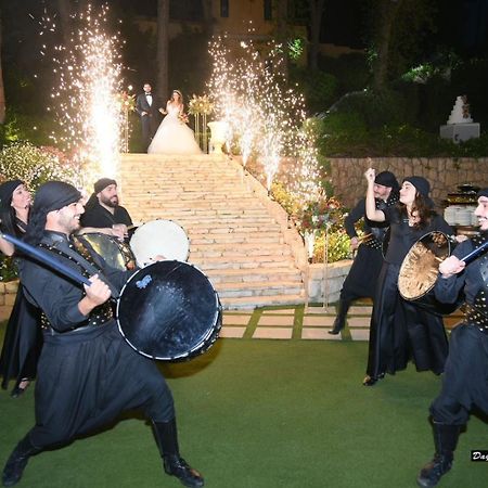 Country Lodge Hotel & Resort Beirut Eksteriør billede