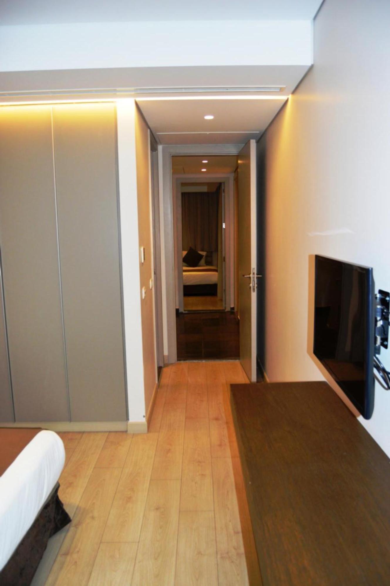 Country Lodge Hotel & Resort Beirut Værelse billede