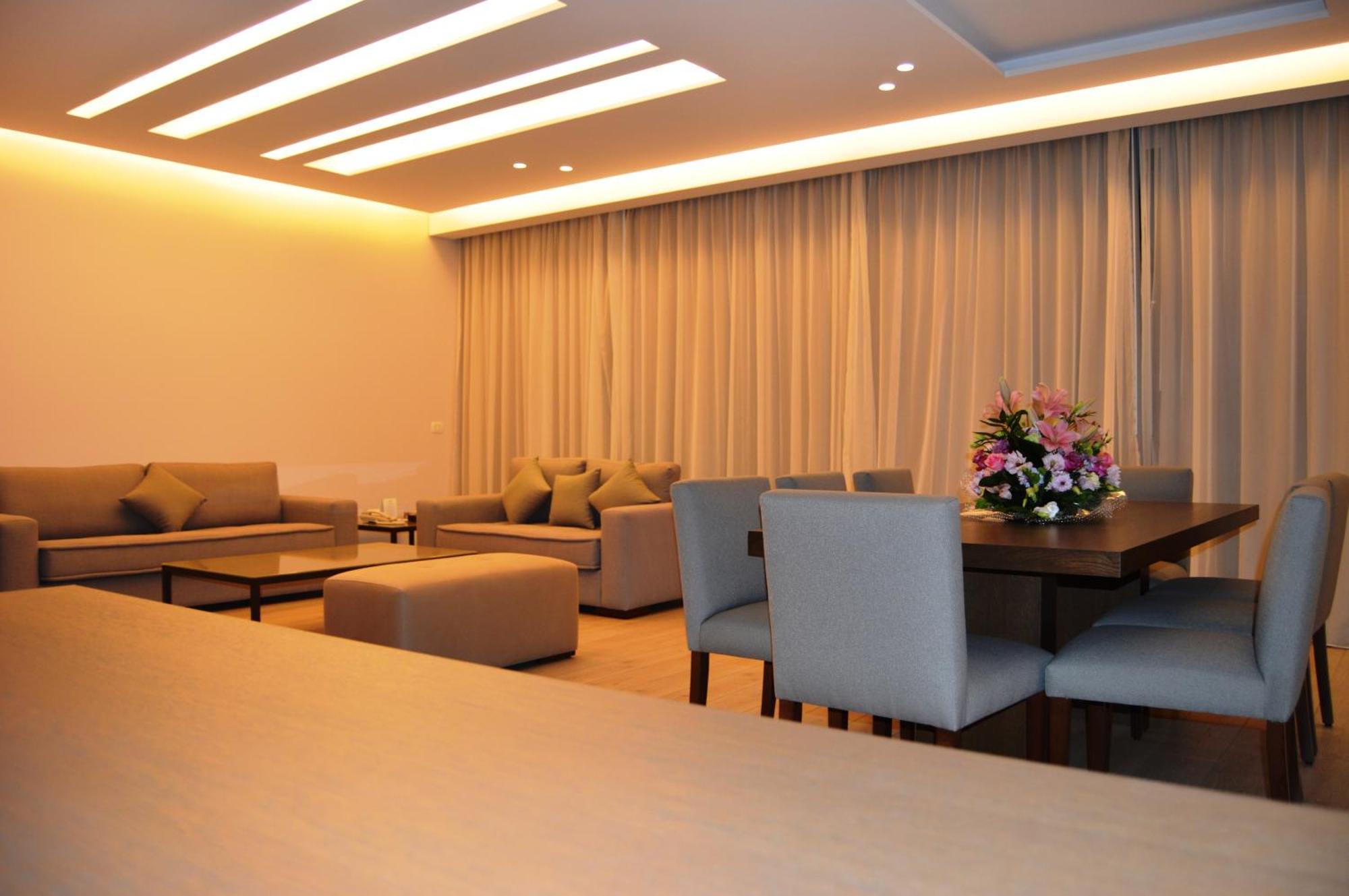 Country Lodge Hotel & Resort Beirut Værelse billede